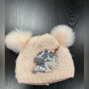 TCP beanie pom-pom winter hat. Size S/M 4-7